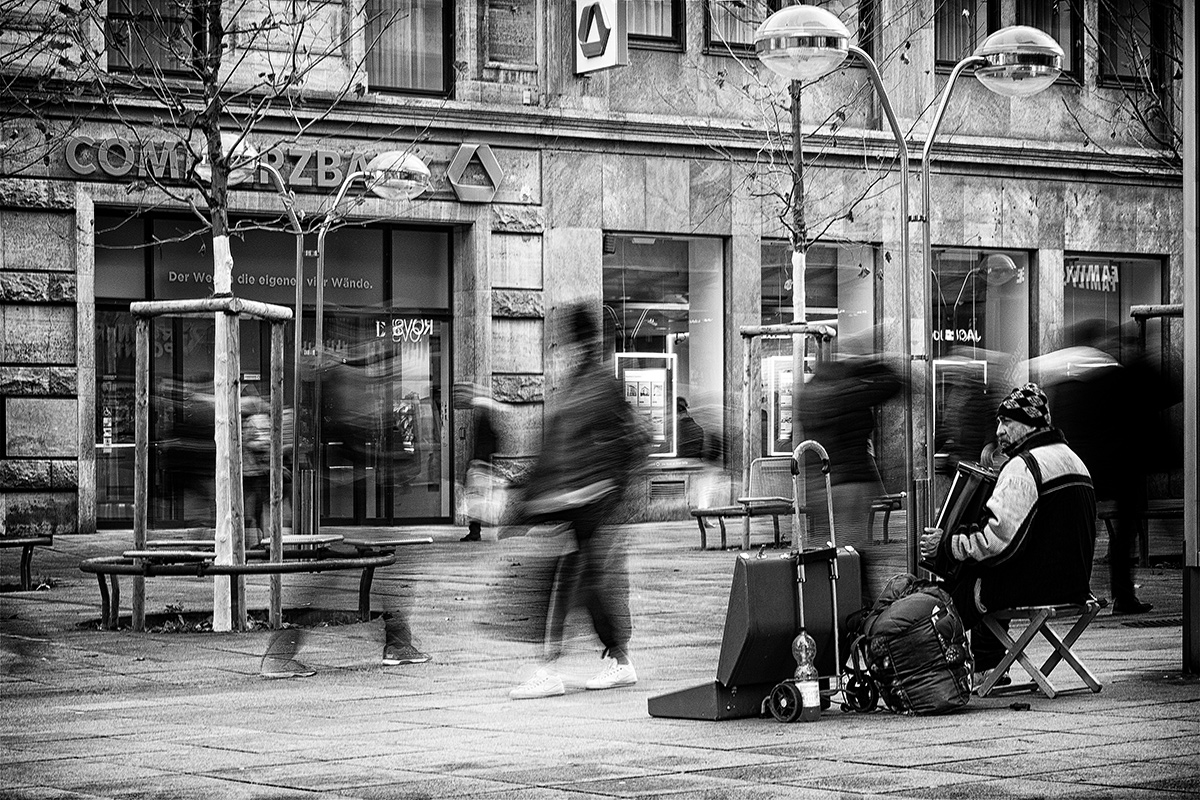 Akkordeonspieler in der Stuttgarter Innenstadt